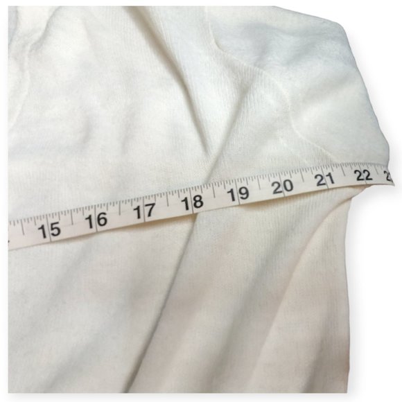 Vintage Off White Cardigan Size Medium - Picture 12 of 14